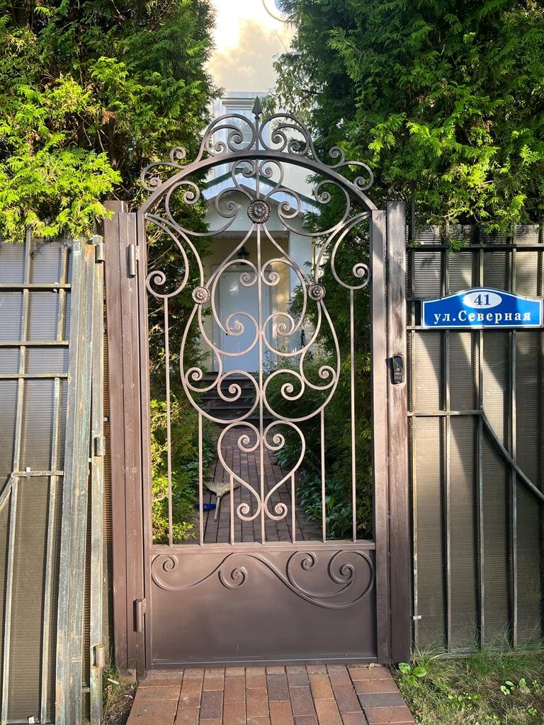 Калитка в современном стиле